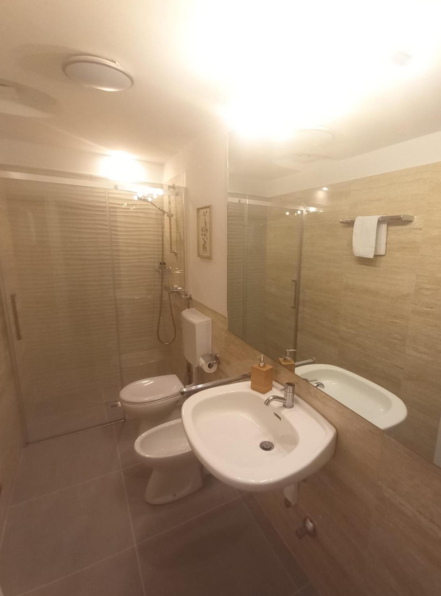 Cozy Apartment In A Historic Villa Merano Ngoại thất bức ảnh